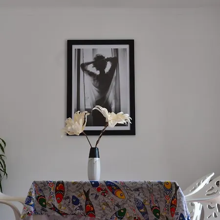 アパート Apartment, Casa Oliverio